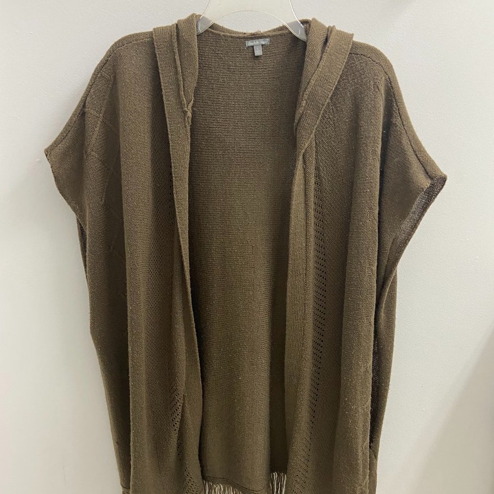 Charlotte Russe Hooded Short Sleeve Cardigan/Shawl With Fringe Size S